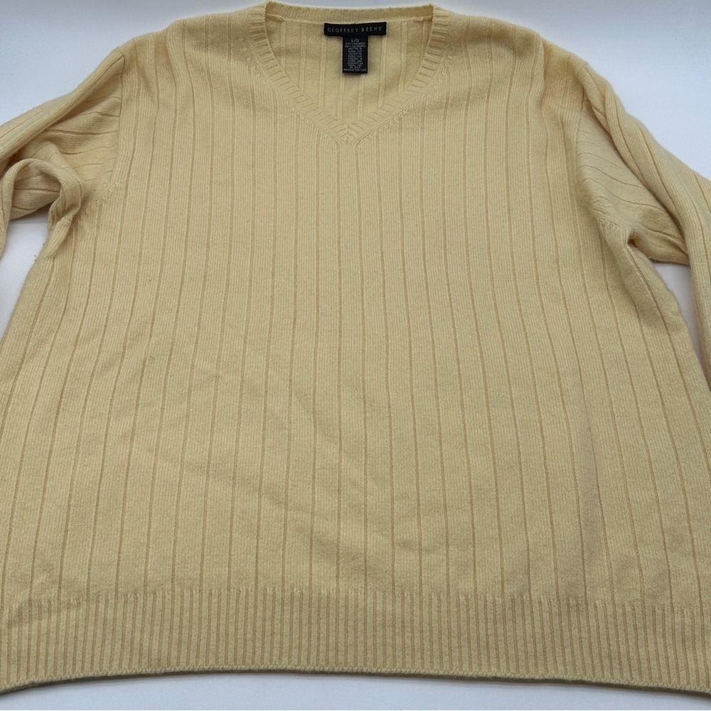 Geoffrey Beene Mens L V-Neck‎ Ribbed Knit 100% Cashmere Sweater Yellow